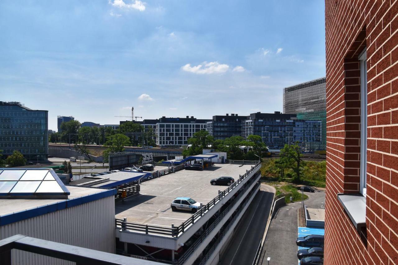 Apartament 102 G&W Appartamento Breslavia Esterno foto
