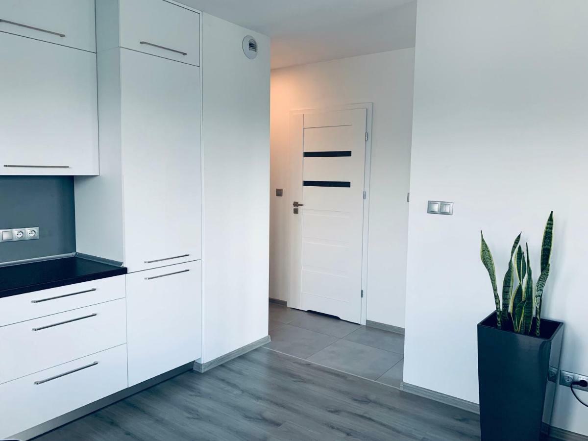 Apartament 102 G&W Appartamento Breslavia Esterno foto