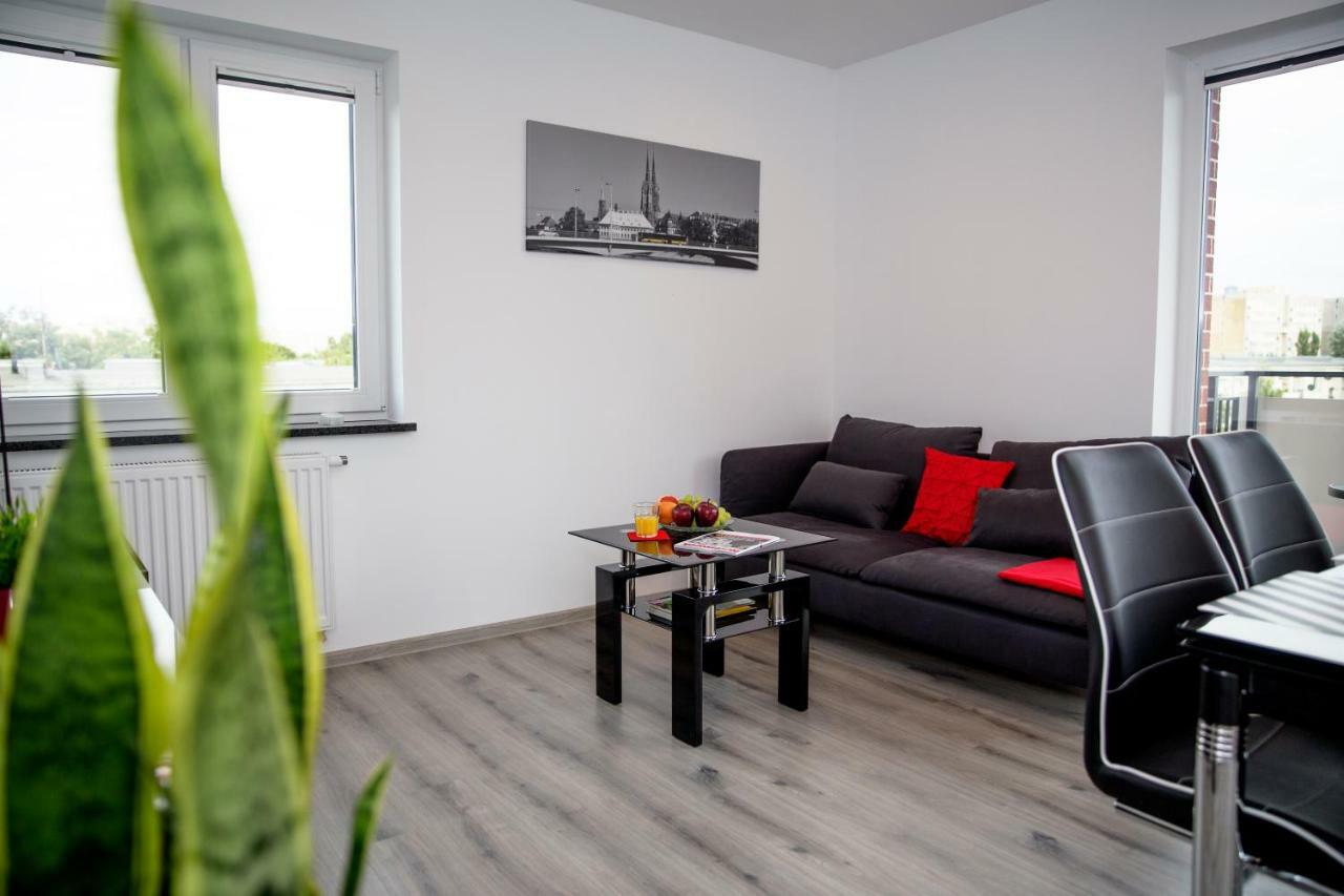 Apartament 102 G&W Appartamento Breslavia Esterno foto